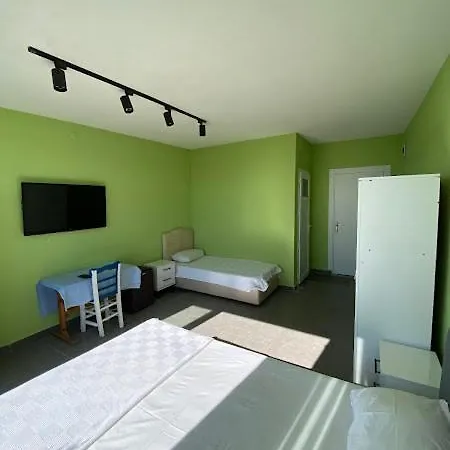 Hostel Xo Bjv